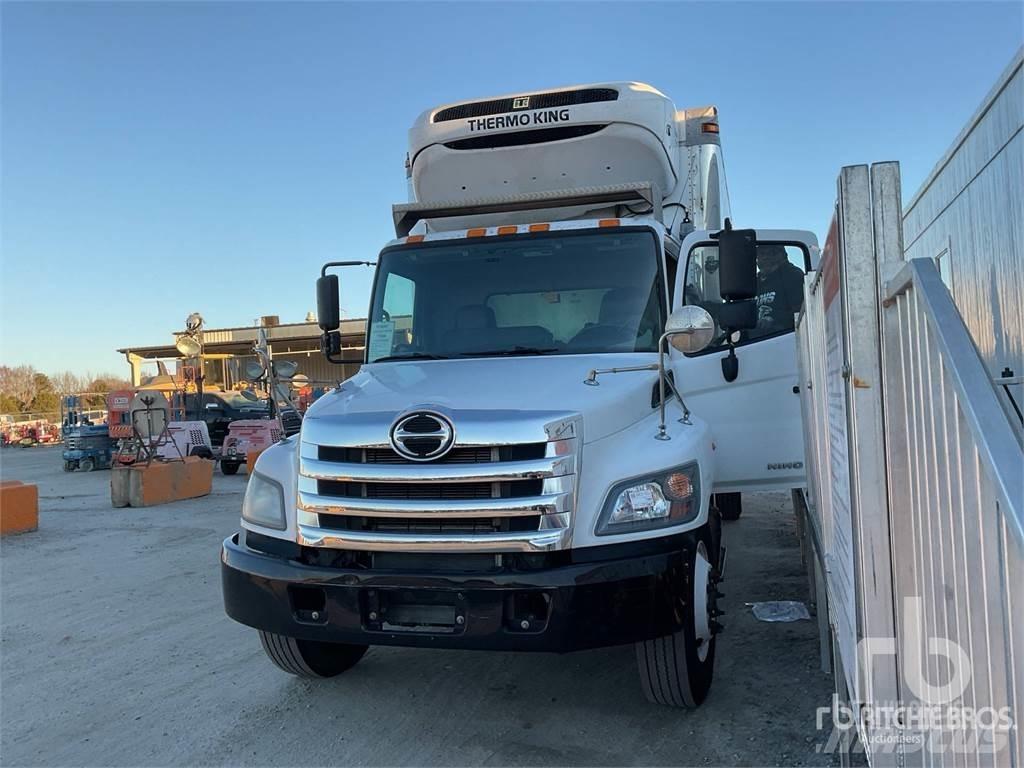 Hino 268 Furgonetas con temperatura controlada