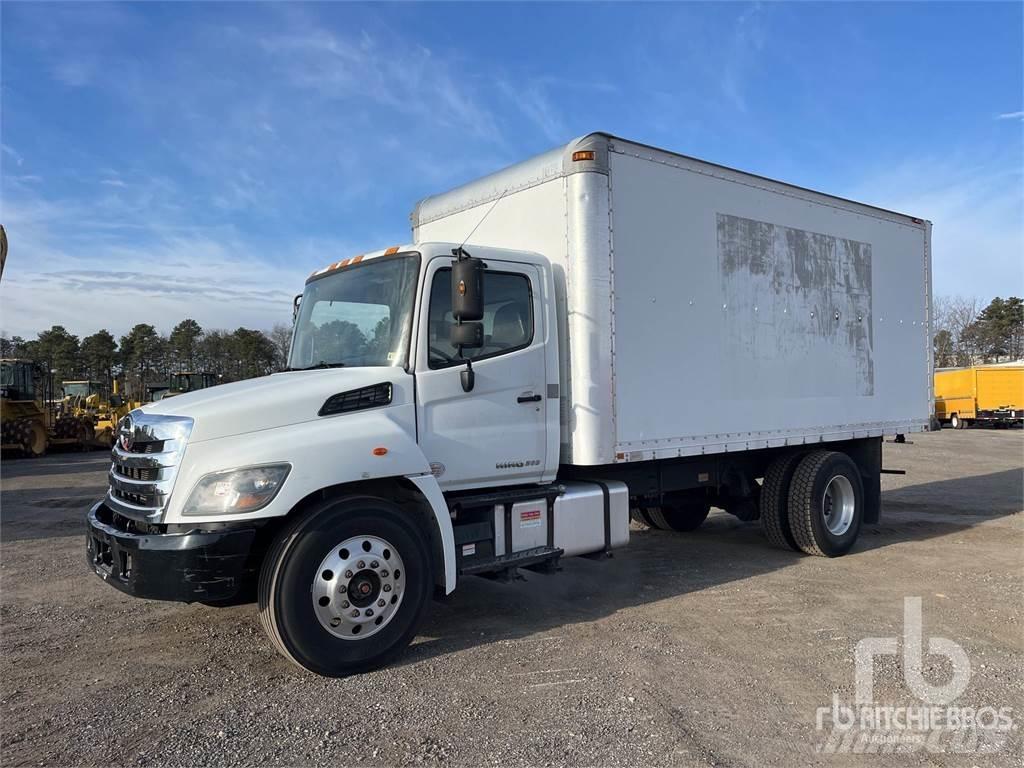 Hino 268 Furgonetas cerradas