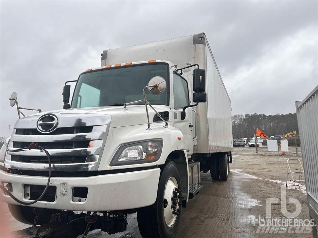 Hino 268 Furgonetas cerradas