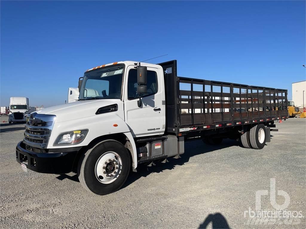 Hino 268 Camiones de cama baja