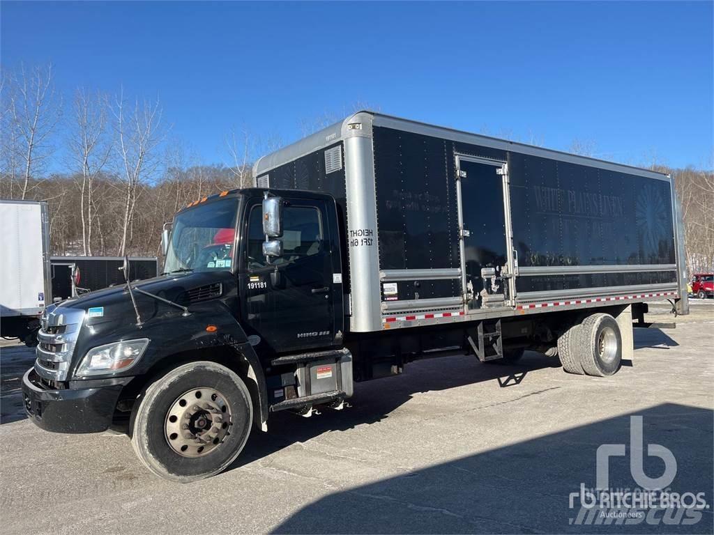 Hino 268 Furgonetas cerradas