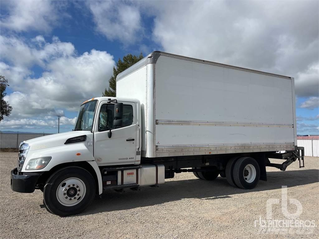 Hino 268 Furgonetas cerradas