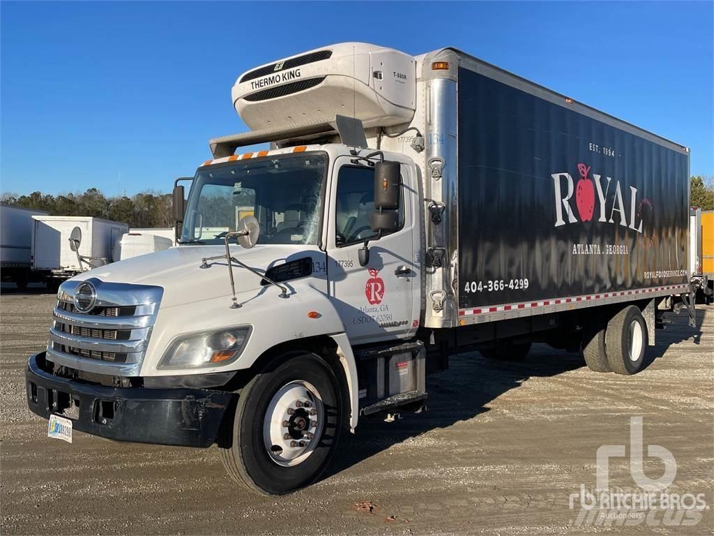 Hino 338 Furgonetas con temperatura controlada