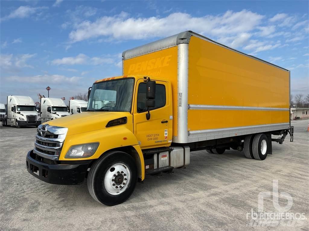 Hino 338 Furgonetas cerradas