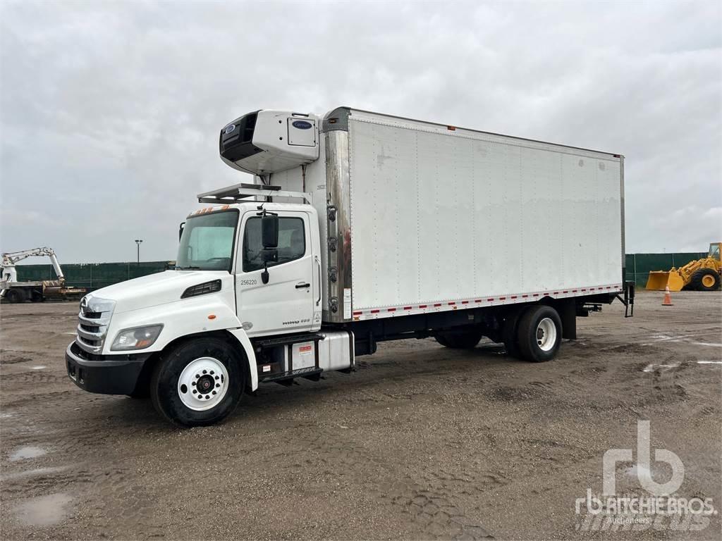 Hino 338 Furgonetas con temperatura controlada