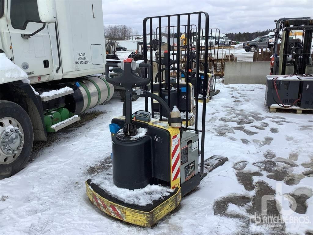 Hyster B60ZAC Estantes para paletas