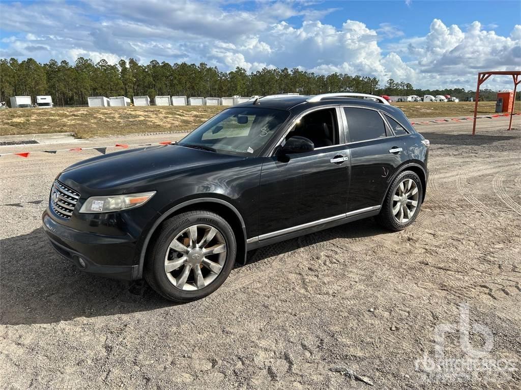 Infiniti FX35 Caja abierta/laterales abatibles