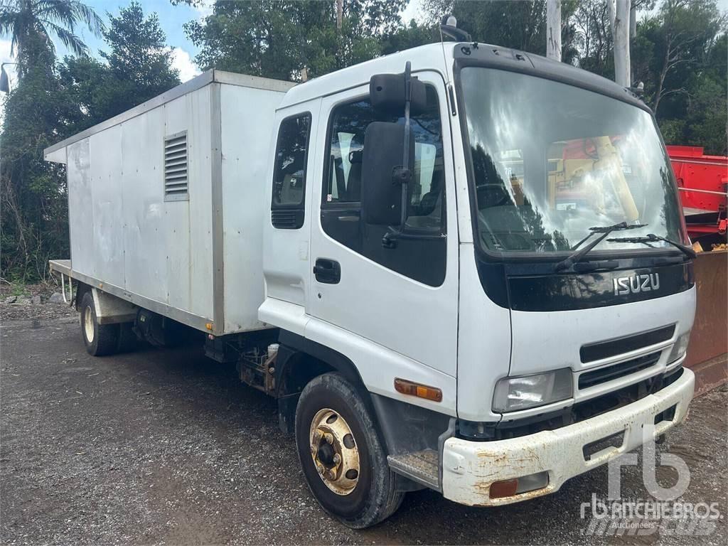 Isuzu FRR500 Camiones de cama baja