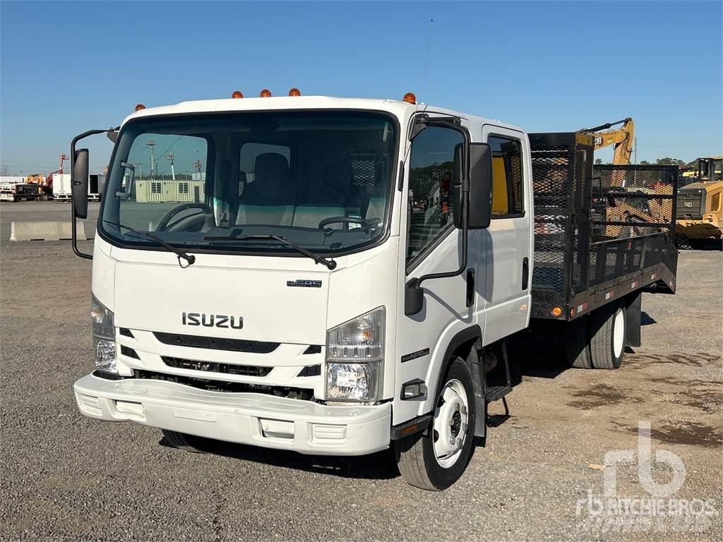 Isuzu NPR Camiones de cama baja