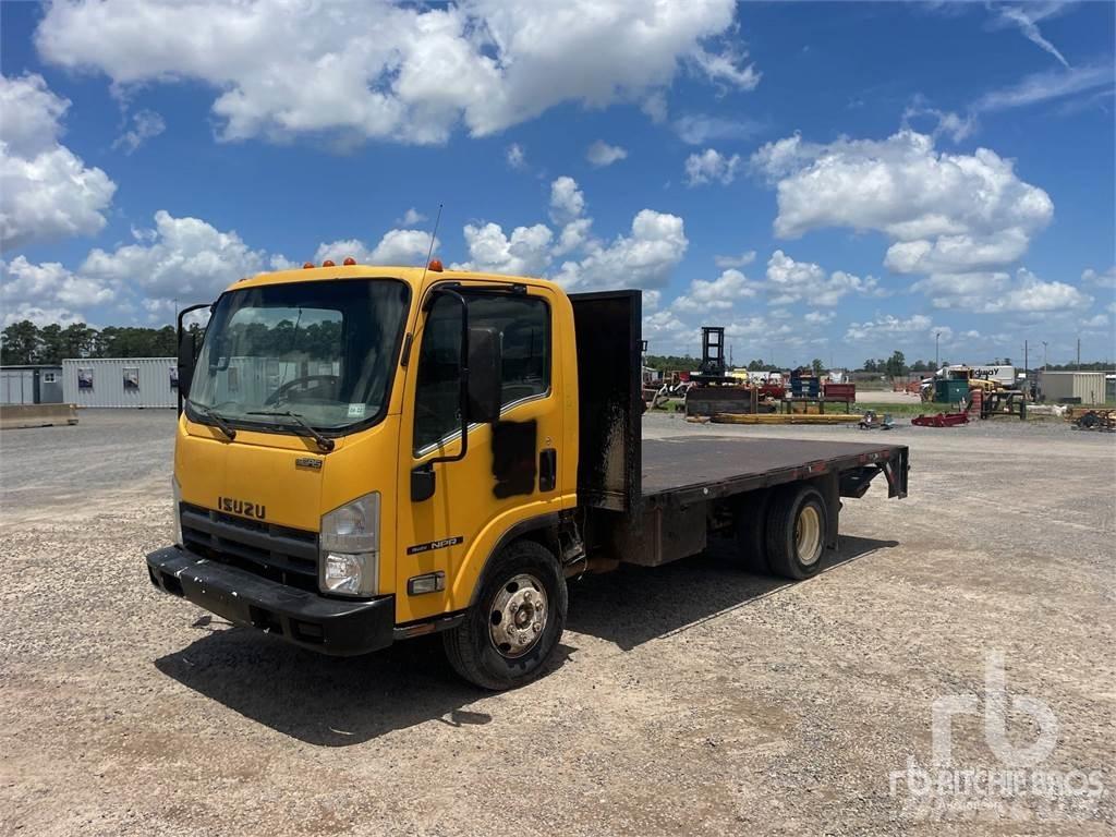 Isuzu NPR Camiones de cama baja