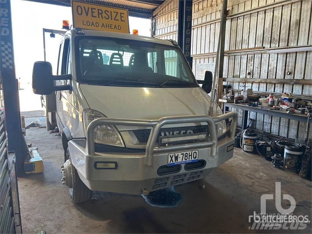 Iveco DAILY Bañeras basculantes usadas