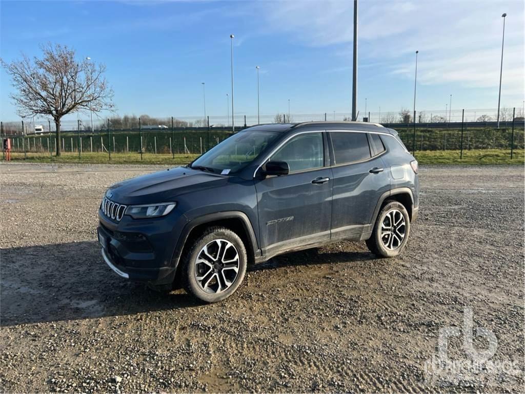 Jeep COMPASS Caja abierta/laterales abatibles