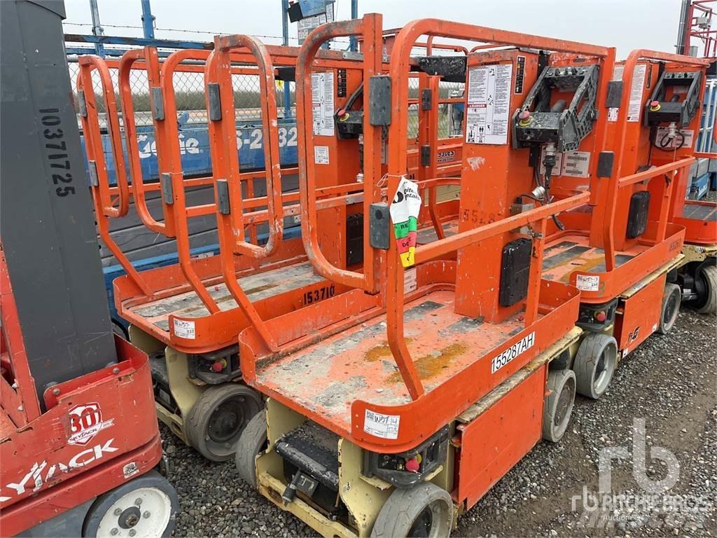 JLG 1230ES Plataformas con brazo de elevación manual