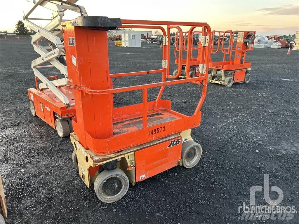 JLG 1230ES Plataformas con brazo de elevación manual