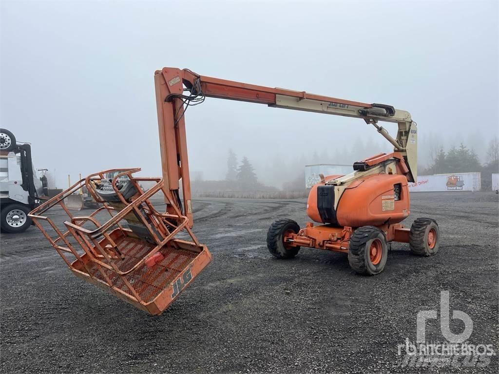 JLG 600AJ Plataformas con brazo de elevación manual