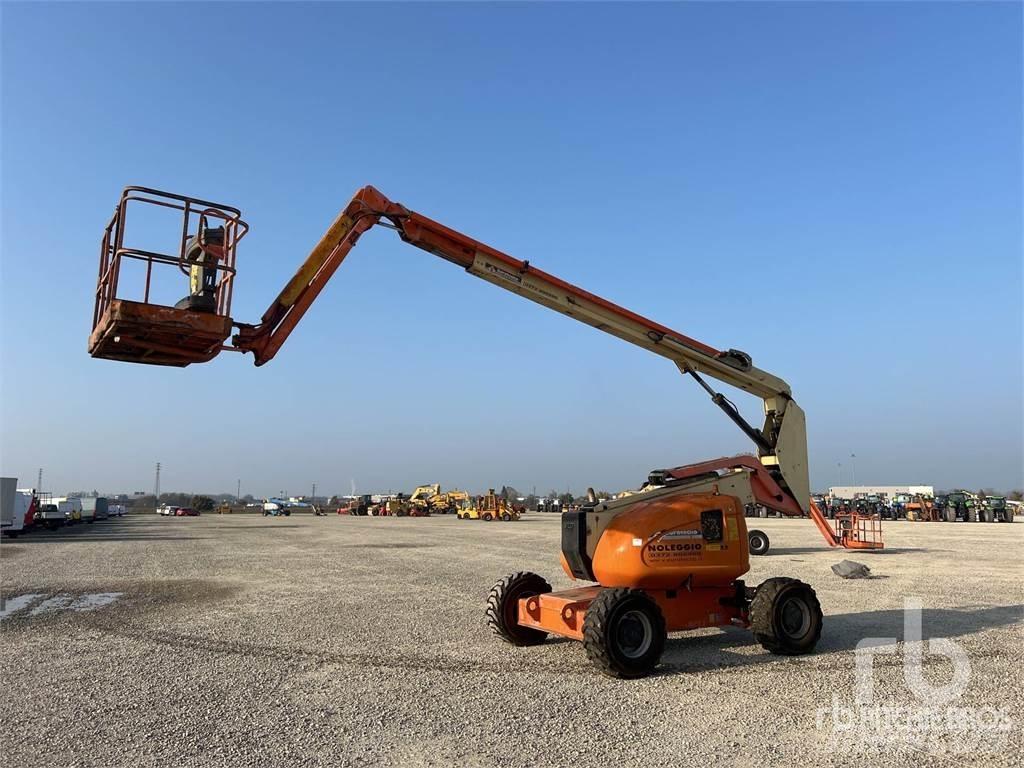 JLG 600AJ Plataformas con brazo de elevación manual