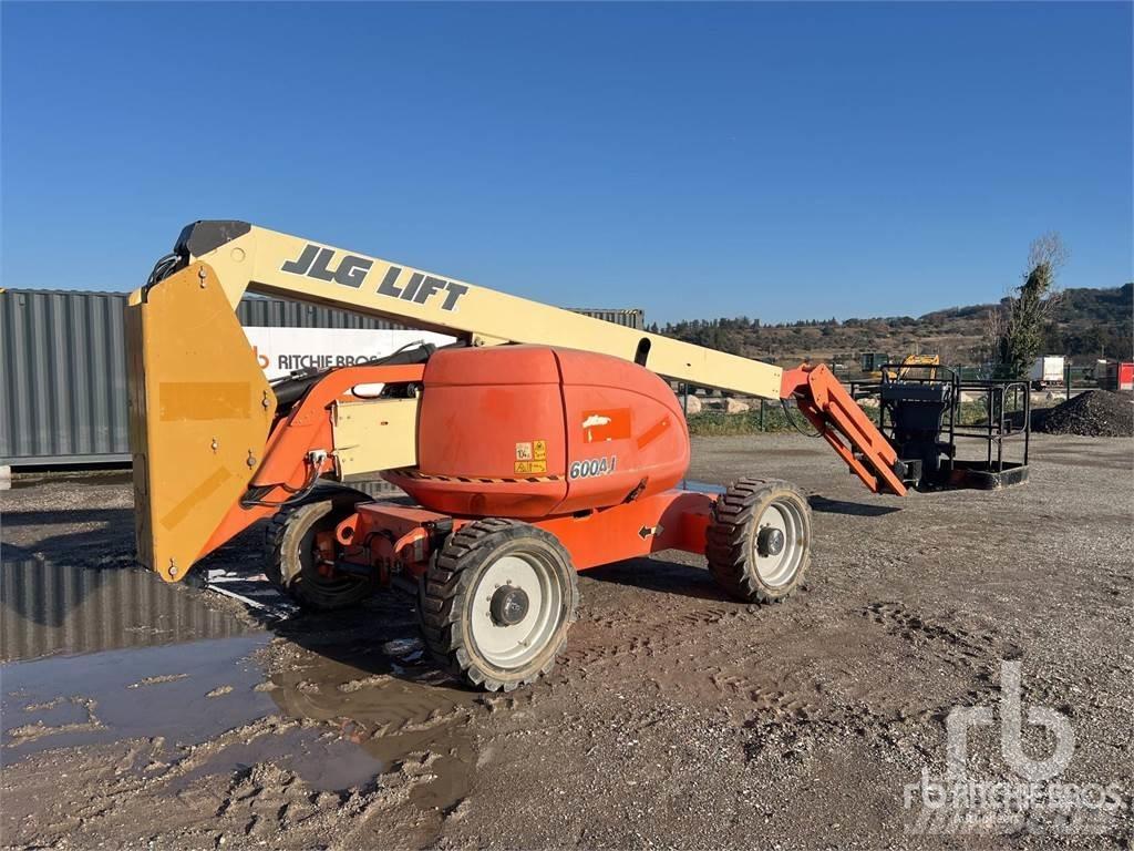 JLG 600AJ Plataformas con brazo de elevación manual