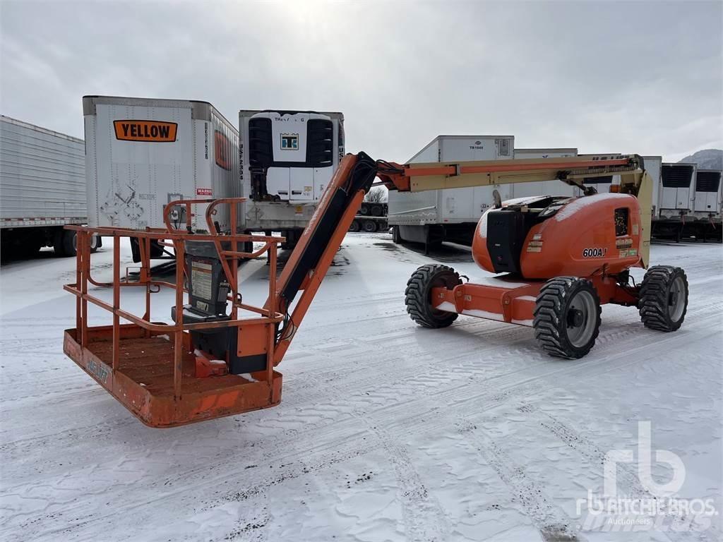 JLG 600AJ Plataformas con brazo de elevación manual