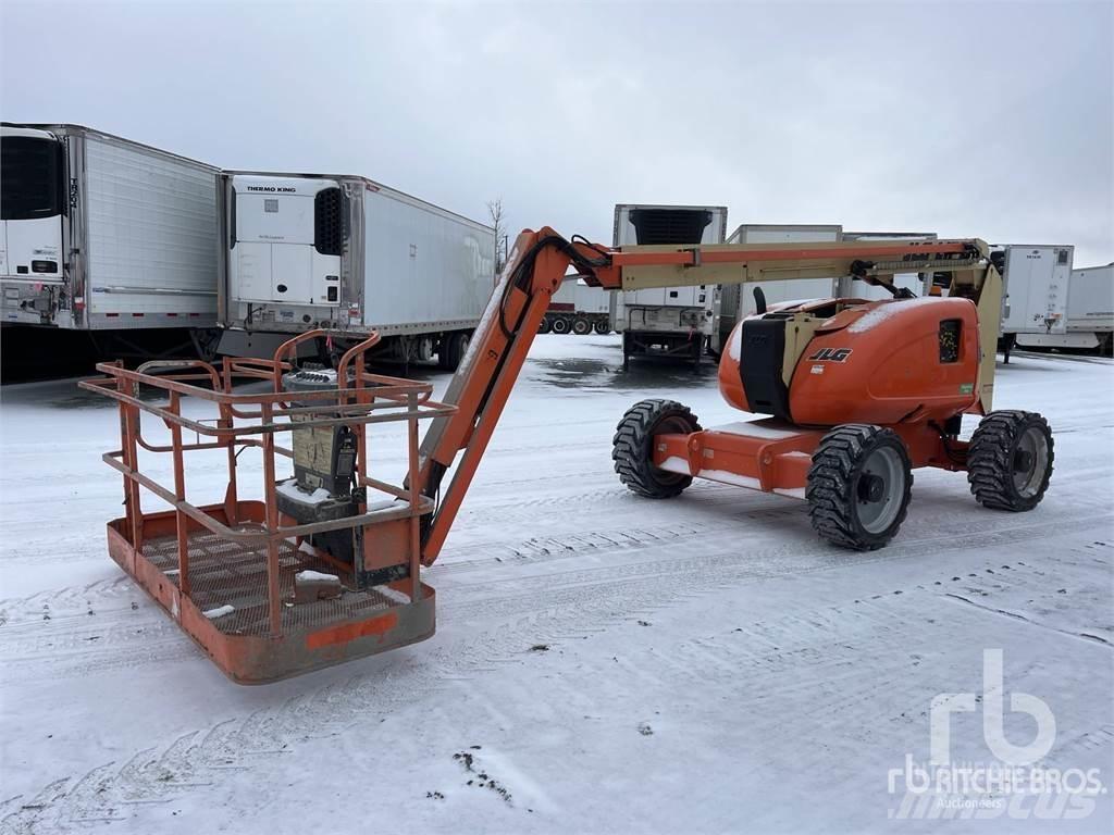 JLG 600AJ Plataformas con brazo de elevación manual