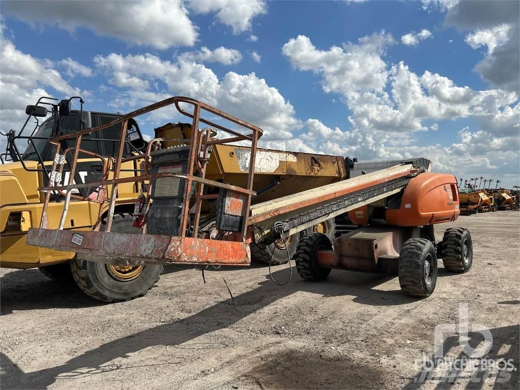 JLG 600S Plataformas con brazo de elevación manual