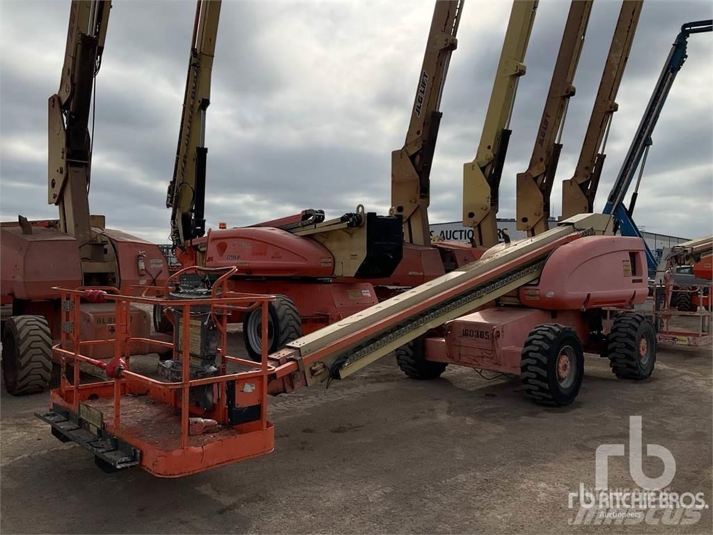 JLG 600S Plataformas con brazo de elevación manual