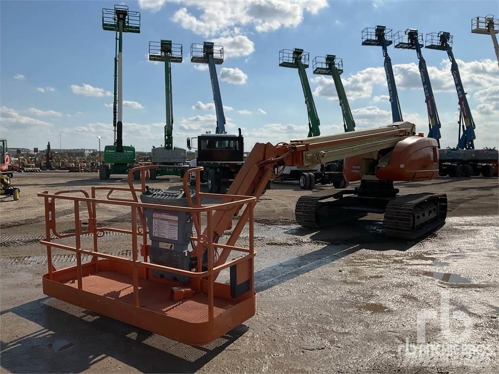 JLG 600SJC Plataformas con brazo de elevación manual