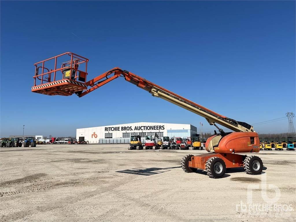 JLG 660SJ Plataformas con brazo de elevación manual