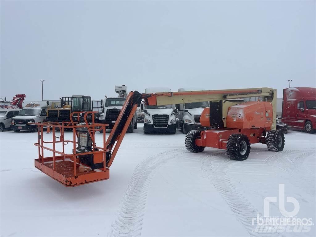 JLG 800AJ Plataformas con brazo de elevación manual