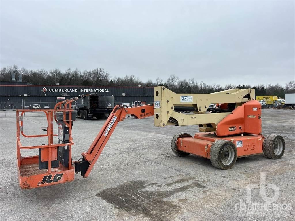 JLG E450AJ Plataformas con brazo de elevación manual