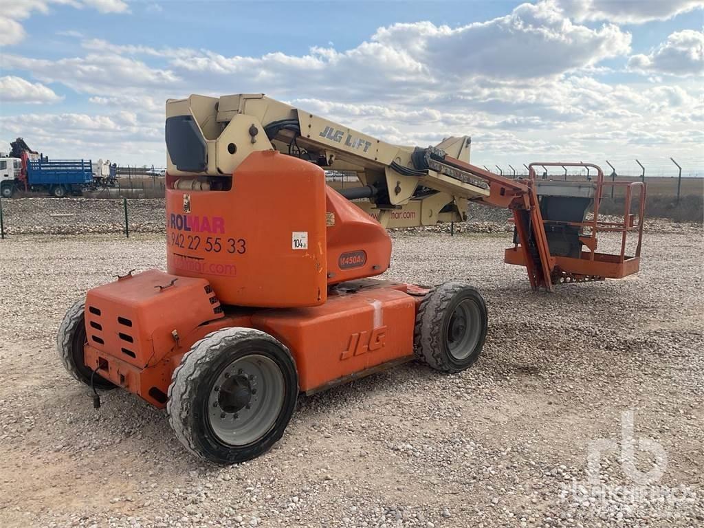 JLG M450AJ Plataformas con brazo de elevación manual