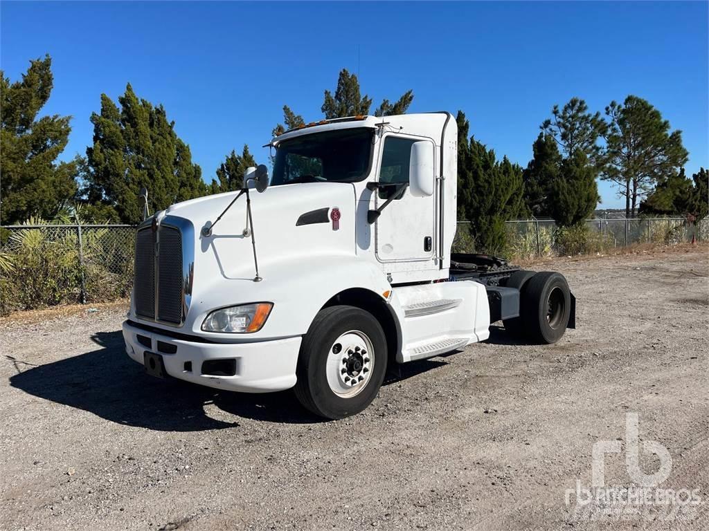 Kenworth T660 Camiones tractor