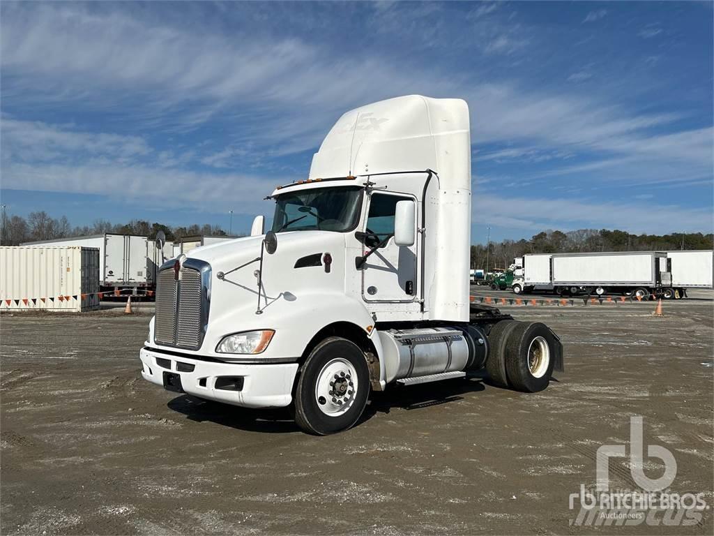 Kenworth T660 Camiones tractor