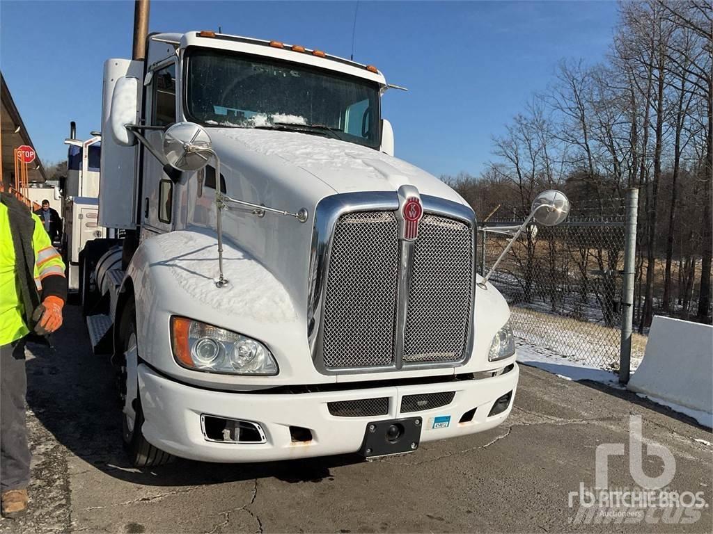 Kenworth T660 Camiones tractor