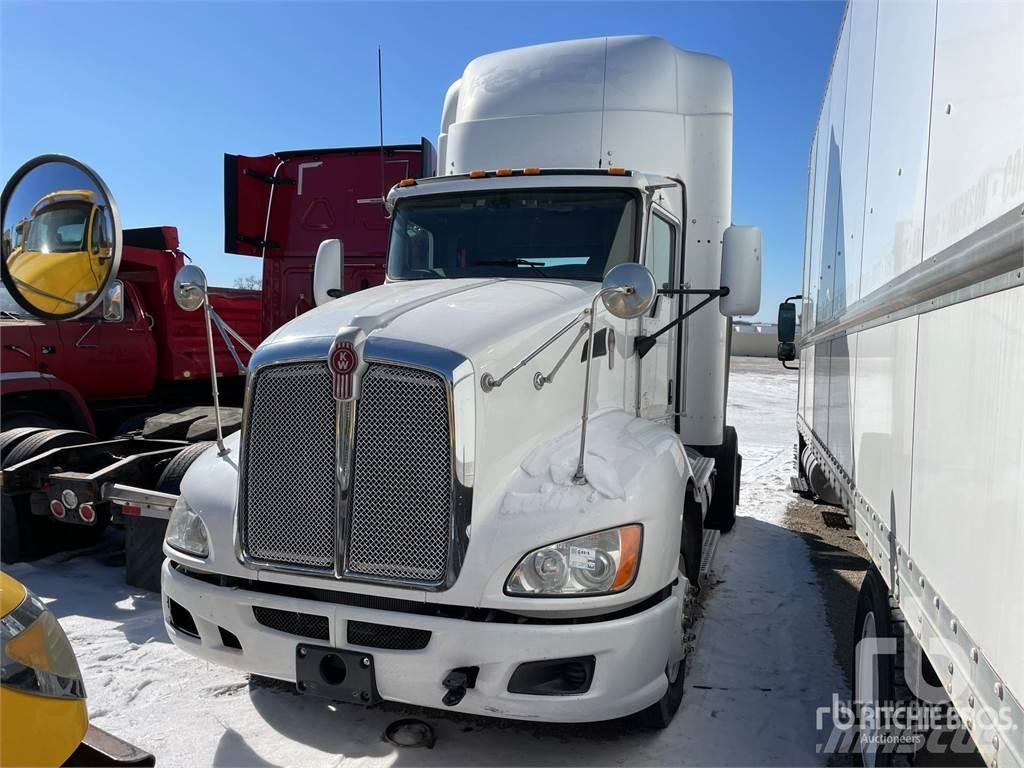 Kenworth T660 Camiones tractor