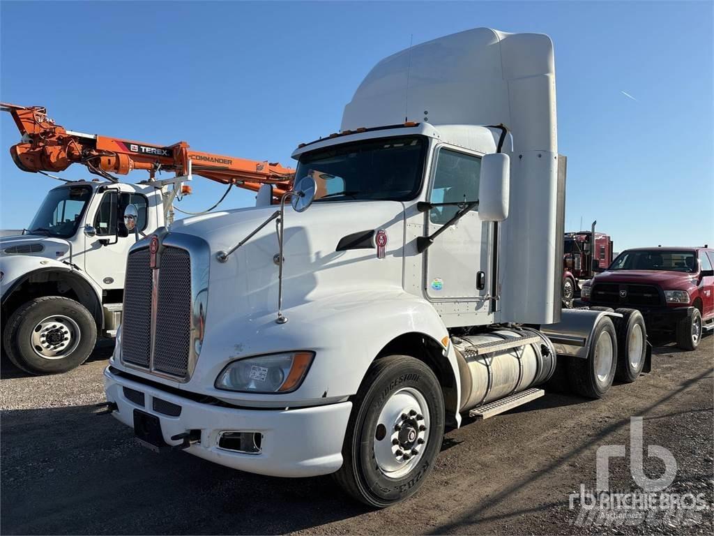 Kenworth T660 Camiones tractor