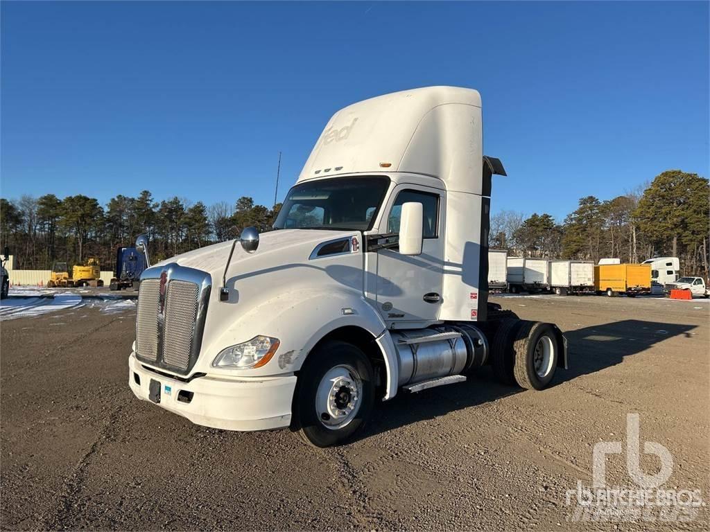 Kenworth T680 Camiones tractor