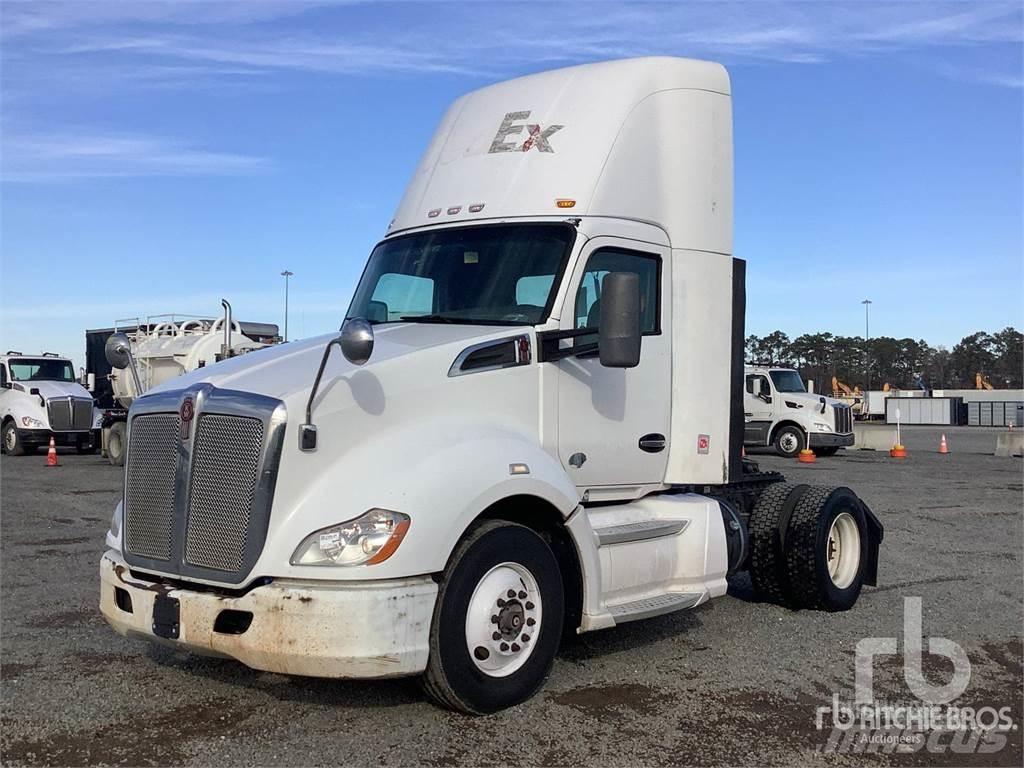 Kenworth T680 Camiones tractor