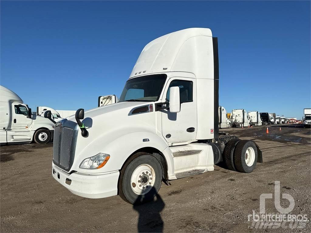 Kenworth T680 Camiones tractor