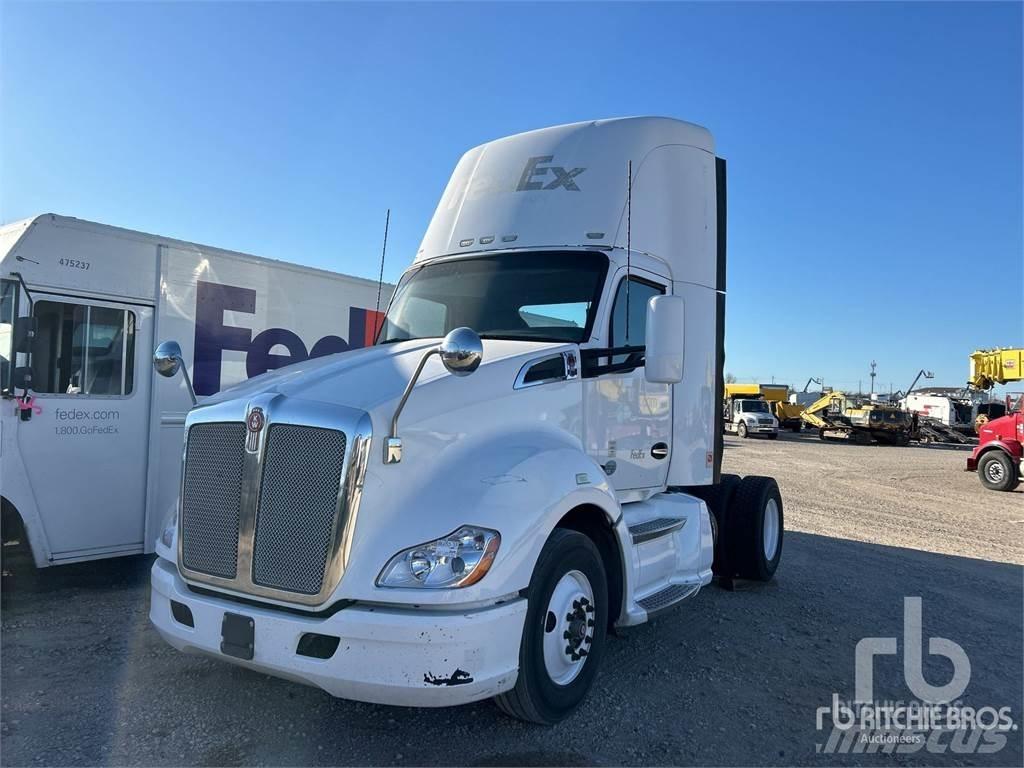 Kenworth T680 Camiones tractor