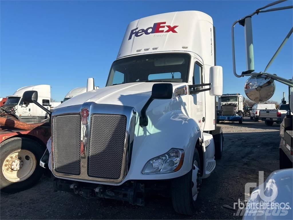 Kenworth T680 Camiones tractor