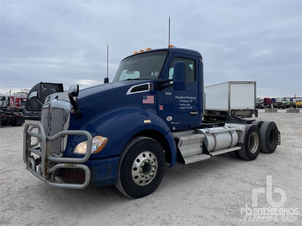 Kenworth T680 Camiones tractor