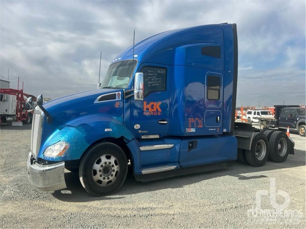 Kenworth T680 Camiones tractor