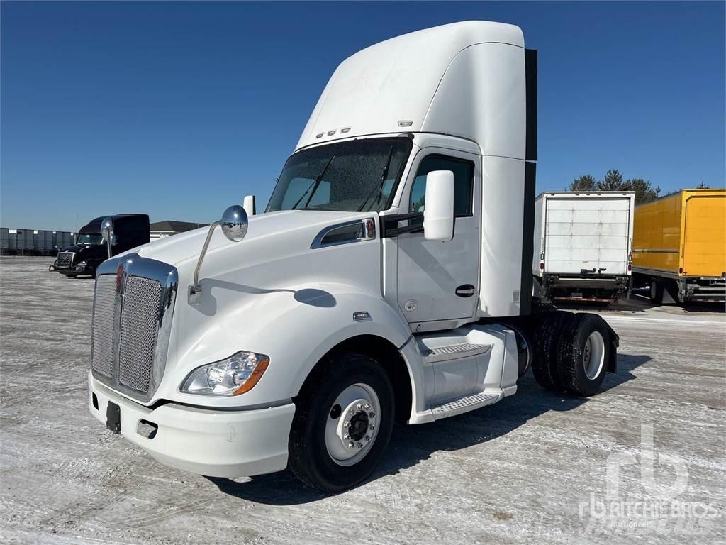 Kenworth T680 Camiones tractor