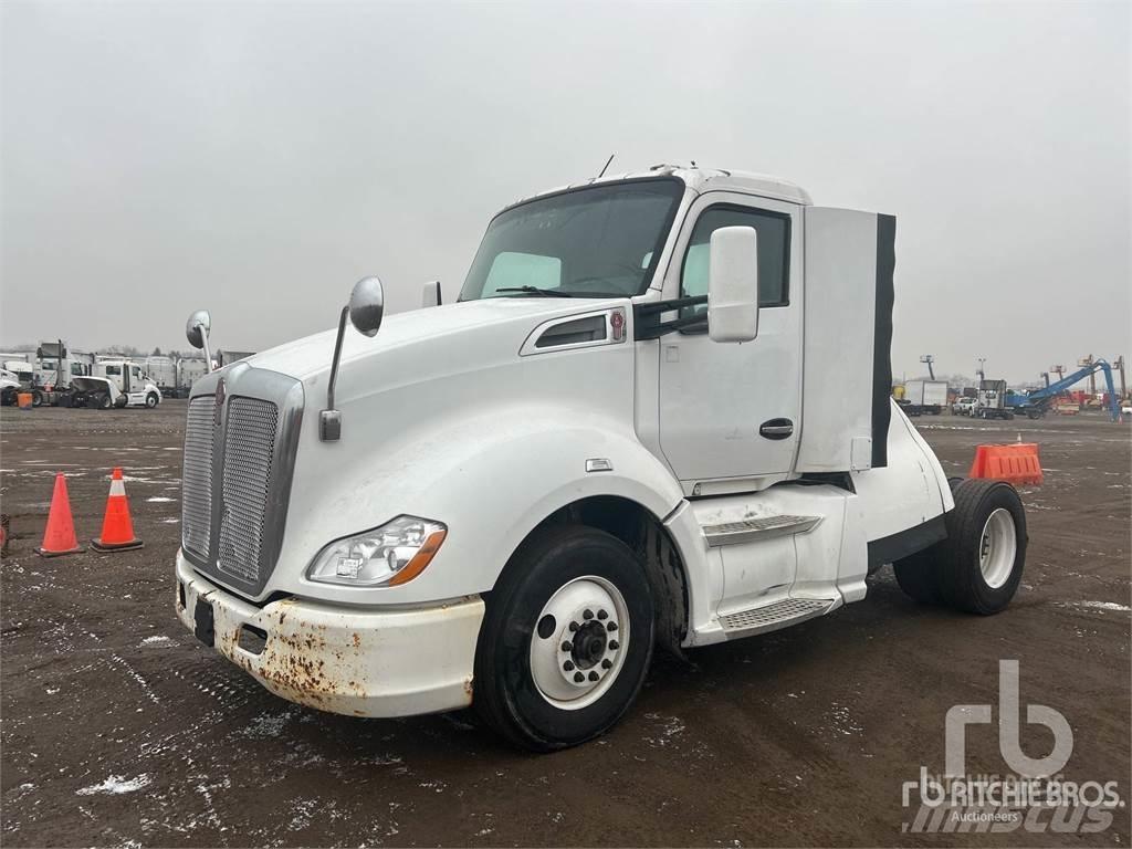 Kenworth T680 Camiones tractor