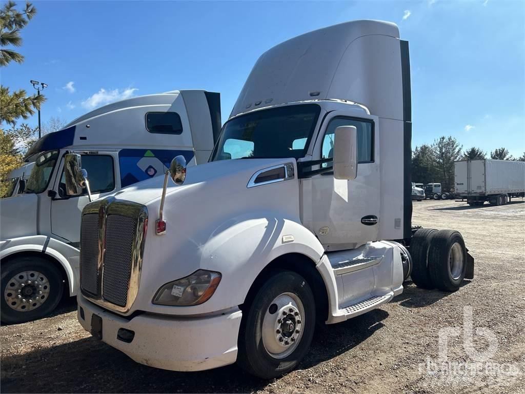 Kenworth T680 Camiones tractor