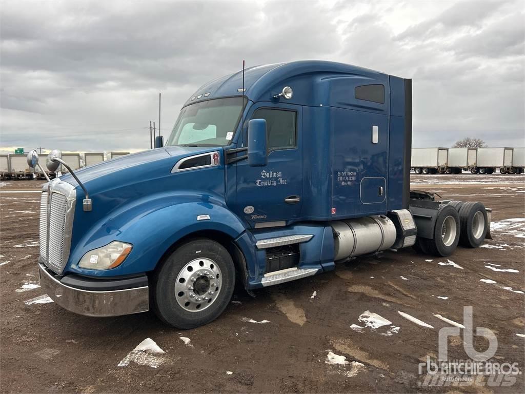 Kenworth T680 Camiones tractor