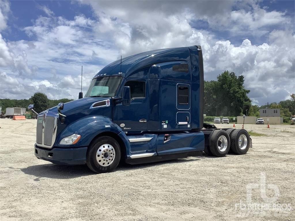 Kenworth T680 Camiones tractor