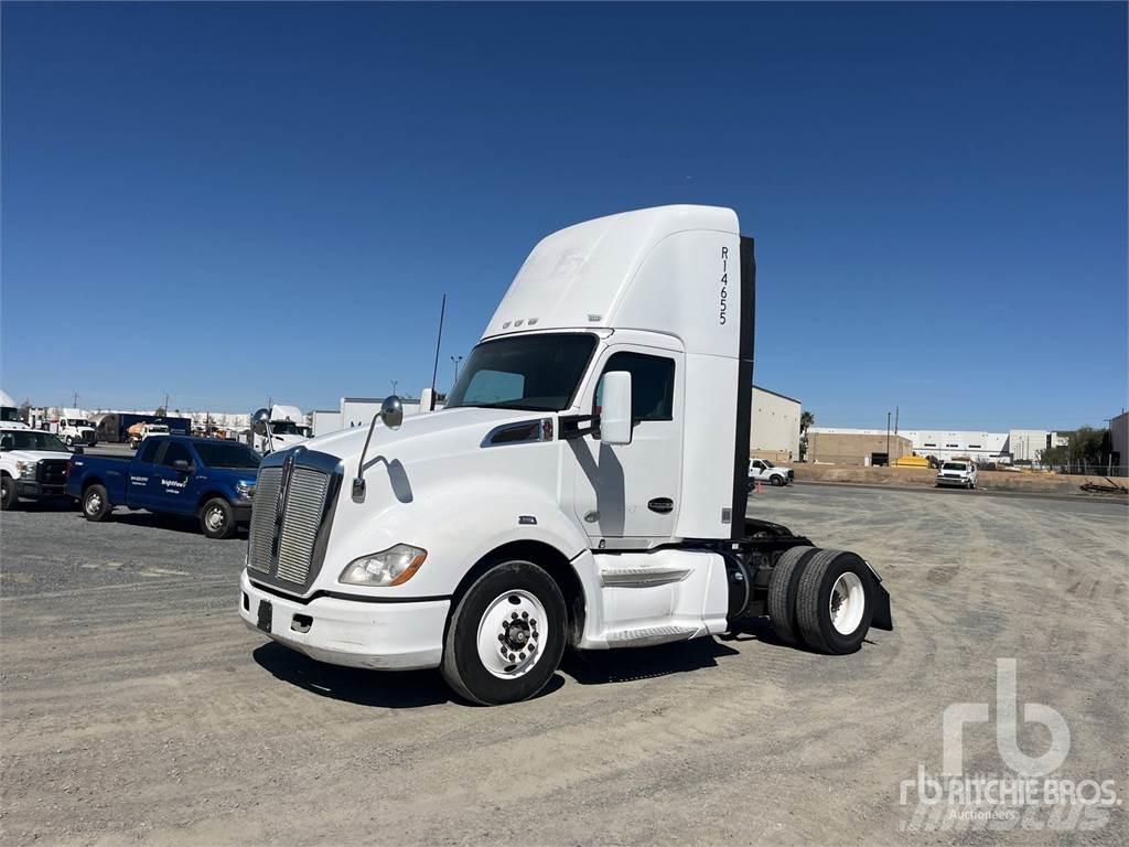 Kenworth T680 Camiones tractor