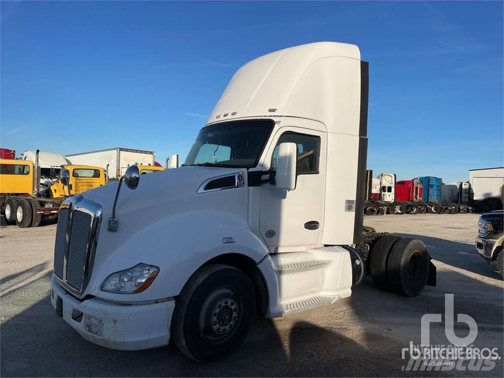 Kenworth T680 Camiones tractor