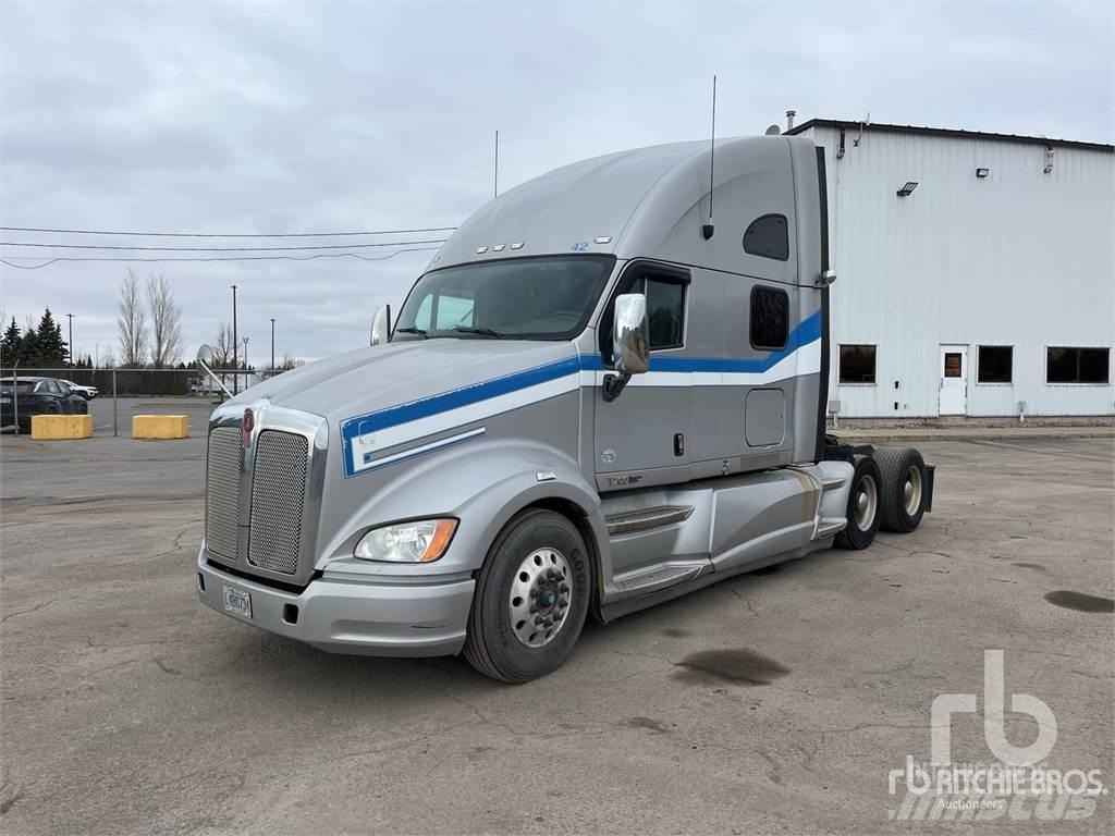 Kenworth T700 Camiones tractor